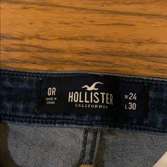 Hollister high waisted jeans - Picture 3 of 5